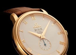 New Luxury Watches for Men in 2020 : Clooney wears an OMEGA De Ville Prestige in his award-winning performance