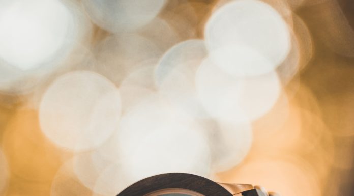 New Luxury Watches for Men in 2020 : Maui (Leadwood/Nacre)
