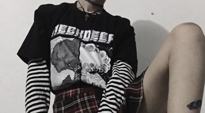 Grunge Outfits : Ana on Instagram: “Generic pop punk 💊💉 . . . . . #grunge #softgrunge #indie #itgirl #urban #goth #gothic #rock #punk #alternative #style #fashion #styling…”