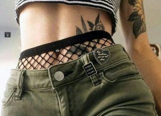 Grunge Outfits : Short pants with fishnets