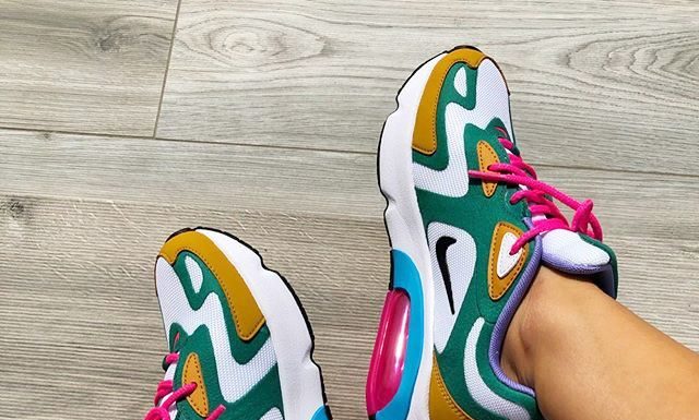 nike air max 200 : Nike Air Max 200 colorfull sneakers.