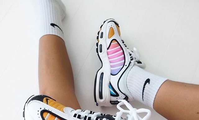 nike air 270 : Baskets femme et sneakers femme | girlsonmyfeet.com