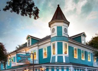 commanders palace dress code : Commander’s Palace