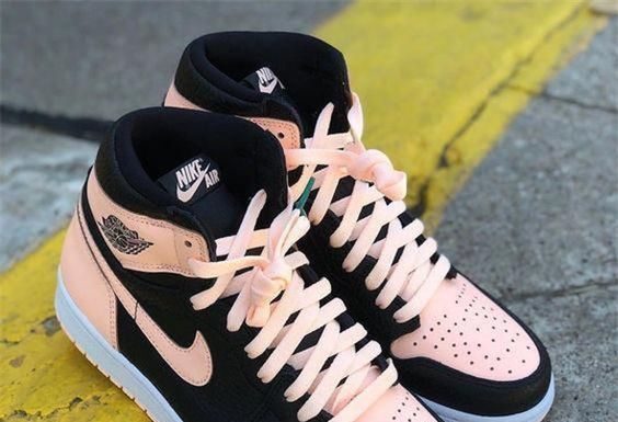 nike air jordan i shoes : Nike Air Jordan 1 Retro High OG ‘Crimson Tint’ 555088 081