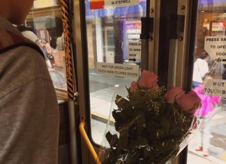 ruth chris dress code :