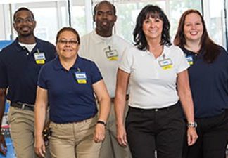 walmart employee dress code : Employees complain about new Walmart dress code