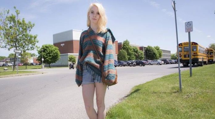 high school dress code : Montreal teen protests high school dress code