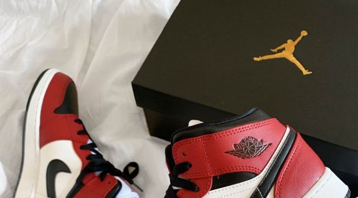 nike air jordan 1 : Jordan 1 Mid -Chicago Toe-
