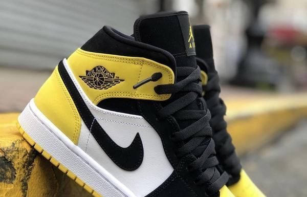 nike air jordan i shoes : AIR JORDAN 1 YELLOW TOE