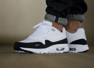 nike air max black : Nike Air Max 1 Ultra Essential Mini Swoosh Black/White & Blue