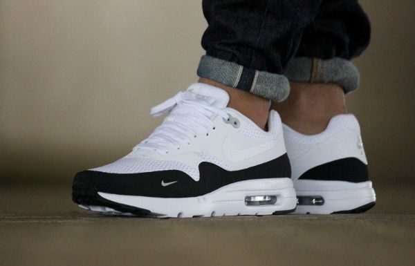 nike air max black : Nike Air Max 1 Ultra Essential Mini Swoosh Black/White & Blue