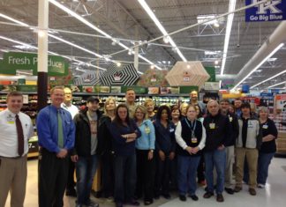 walmart employee dress code : Walmart’s New Employee Dress Code Sparks Debate