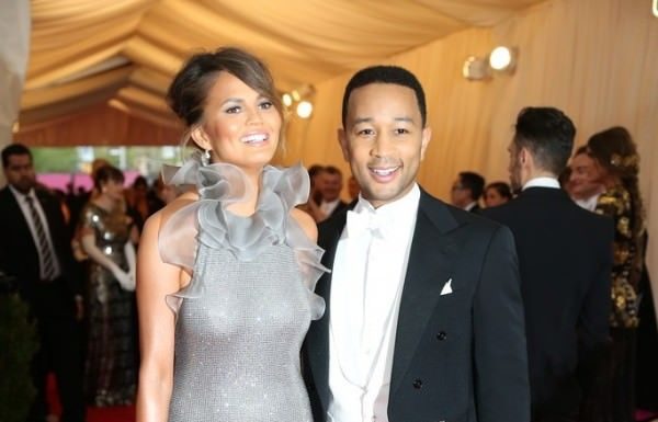 white tie dress code : White Tie DO’s & DON’Ts -Met Ball Gala