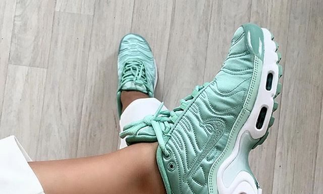 nike air max plus womens : New Balance | girlsonmyfeet.com