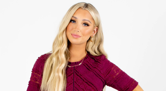 red dress boutique coupon code : Fit For Queen Knee-Length Dress