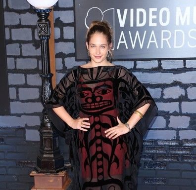 ruth chris dress code : Jemima Kirke Photos Photos: Arrivals at the MTV Video Music Awards