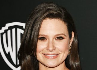 lowes dress code : Scandal’s Katie Lowes Talks About the New Episodes