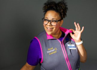 walmart employee dress code : Walmart Replaces Signature Blue Employee Vests with New ‘Modernized’ Grey Style