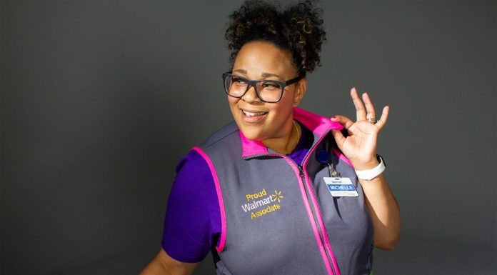 walmart employee dress code : Walmart Replaces Signature Blue Employee Vests with New ‘Modernized’ Grey Style